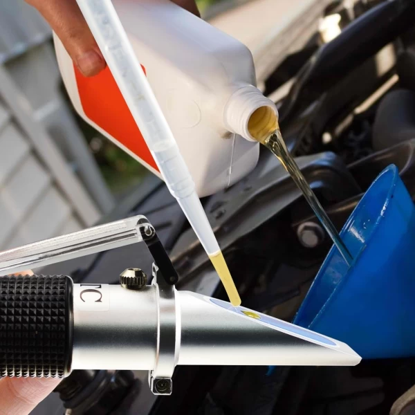 Refractometer For Car Battery Fluids, Antifreeze, Cleaning Fluids - Image 4