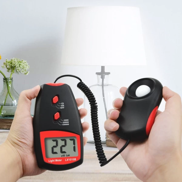 Handheld Digital Light Luxmeter 0~100,000 Lux w/ Selectable Range - Image 4