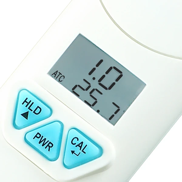 Waterproof pH meter w/ Temperature + Auto Calibration - Image 8
