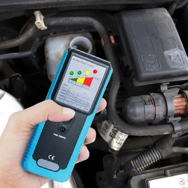 Brake Fluid Tester with LED Indicator and Foldable Tip - Image 2