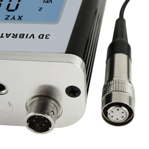 Digital 3-Axis Vibration Meter with Piezoelectric Sensor - Image 8