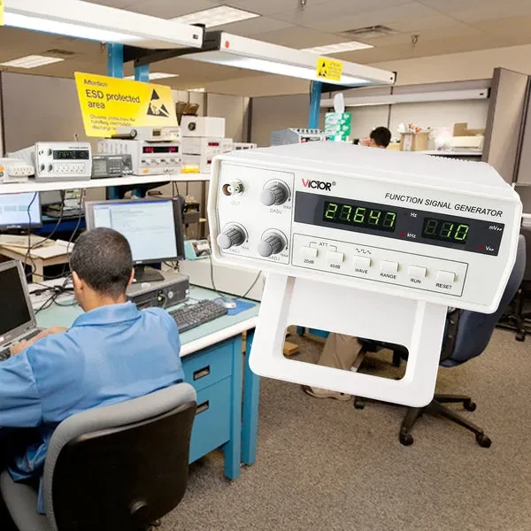 Digital Function Signal Generator Multimeter (0.2Hz-2MHz) - Image 8